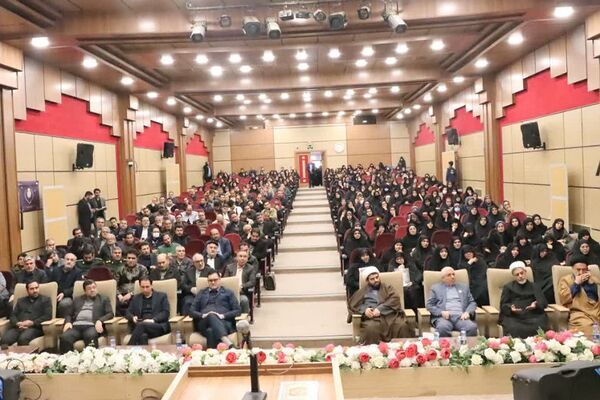 همایش جهاد تبیین در اردوگاه شهید محمد منتظری شهریار 