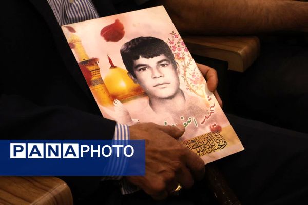 یادواره‌ای به وسعت دلتنگی شهدا در محمدشهر