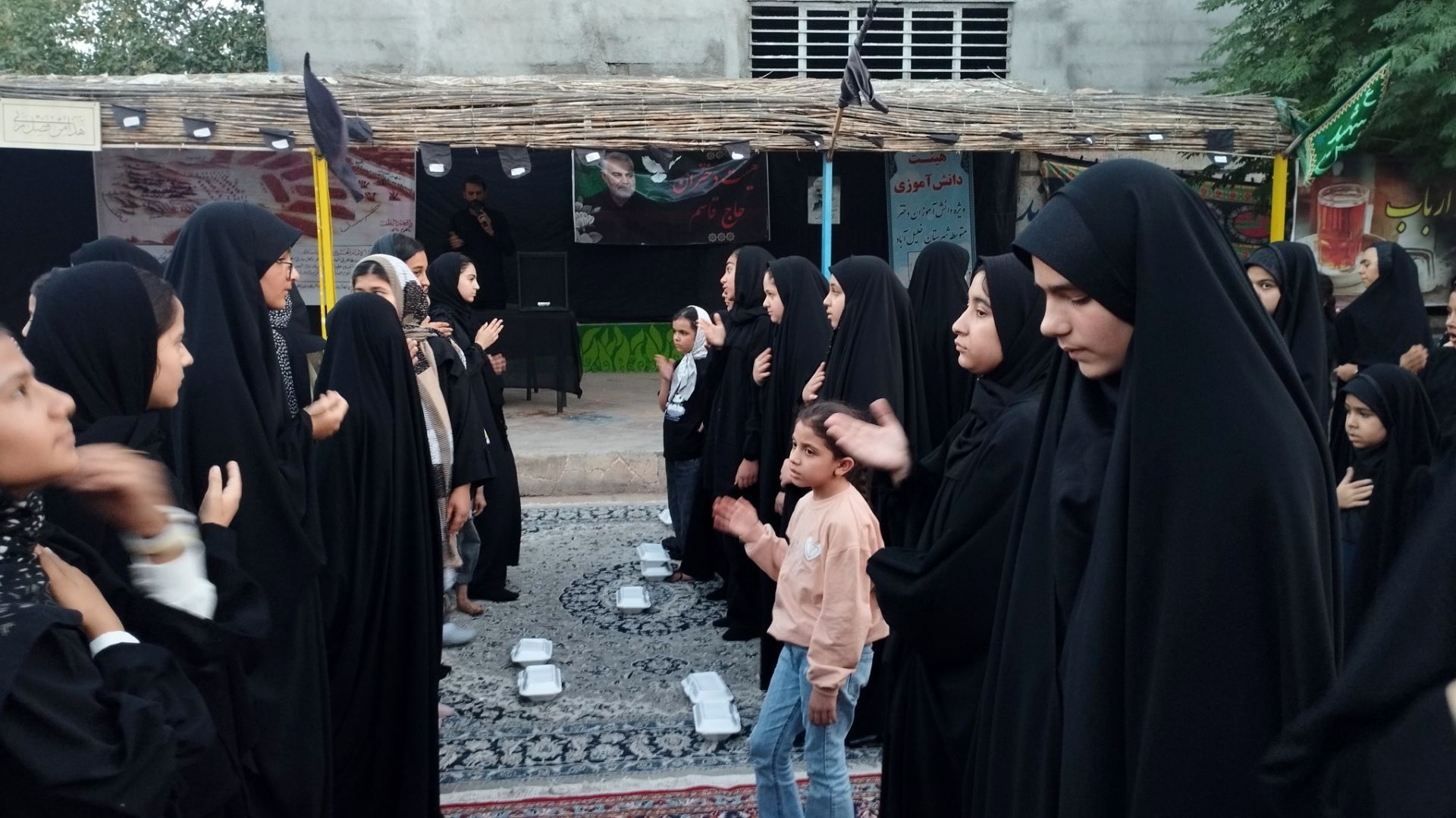 برگزاری هیئت دختران حاج قاسم در شهرستان خلیل آباد 