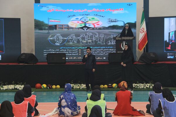 آیین متمرکز کشوری المپیاد ورزشی درون مدرسه‌ای در آق قلا 