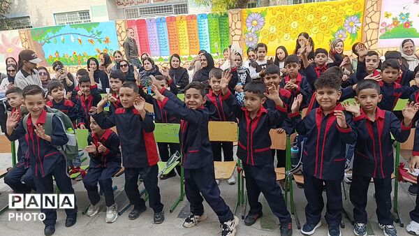 جشن شکوفه ها در دبستان معلم یک  آشخانه