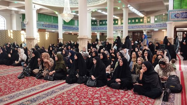 اولین جلسه عمومی انجمن اولیا و مربیان مدرسه هوشیار