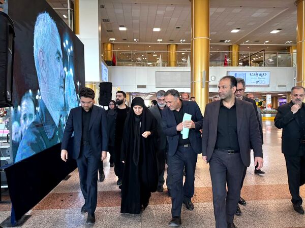 بازدید وزیر راه و شهرسازی از روند خدمات‌رسانی زائران در ایام پایانی دهه صفر