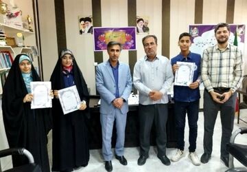 آیین تجلیل از دانش‌آموز خبرنگاران شهرستان پارسیان
