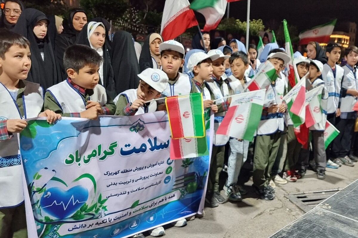 رجزخوانی و حضور پرشور سفیران سلامت منطقه کهریزک 