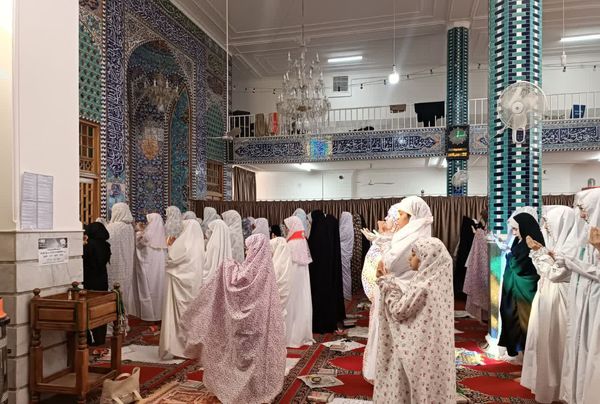 جماعت در اعتکاف دانش‌آموزی، طعم شیرین بندگی