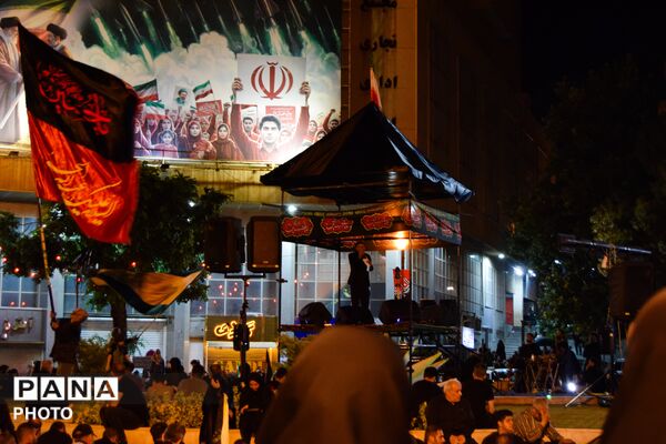 میدان مصدق کرمانشاه؛ میزبان نخستین شب های عزاداری‌های خیابانی