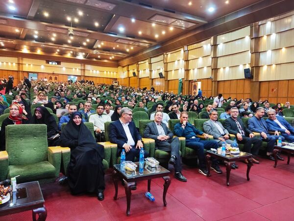 بزرگداشت مقام معلم در منطقه ۱۵
