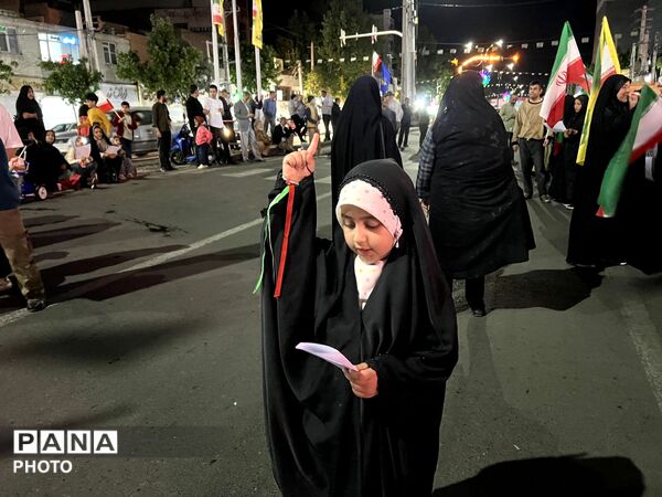 تجمع و راهپیمایی پرشور مردم ساوجبلاغ 