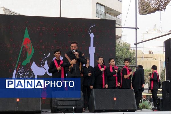 پیاده‌روی پرشور جاماندگان اربعین حسینی در شهرستان ری