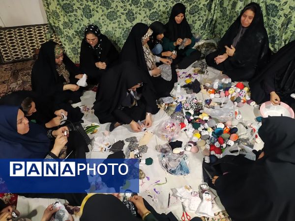 ساخت بیش از ۴۰۰ عروسک در آستانه شهادت حضرت رقیه سلام الله علیها 