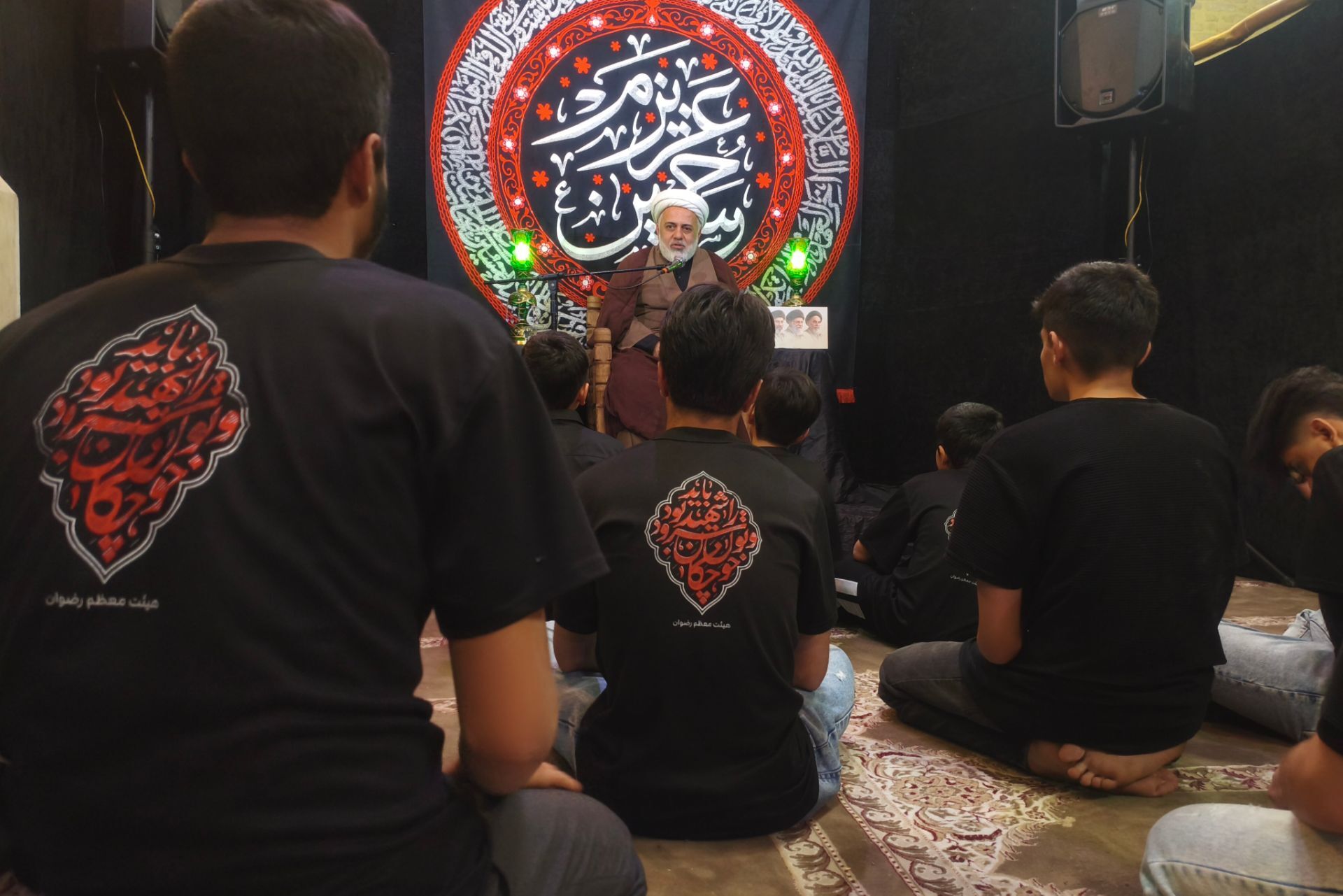 سوگواری شب‌های محرم در مسجد باقرآباد شیراز