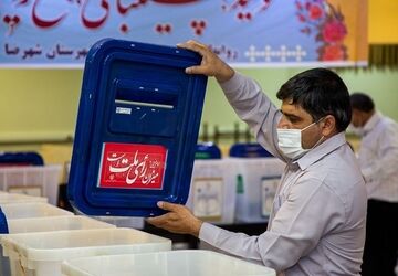 گزارش از اولین ساعات شعب اخذ رأی در فرمانداری شازند