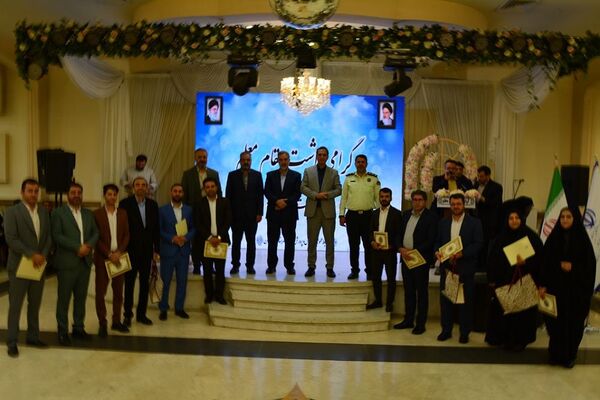 برگزاری مراسم گرامیداشت مقام معلم در بهارستان‌دو