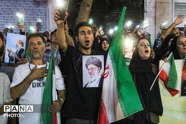 شب چهلم خاکسپاری رهبر شهید در زنجان