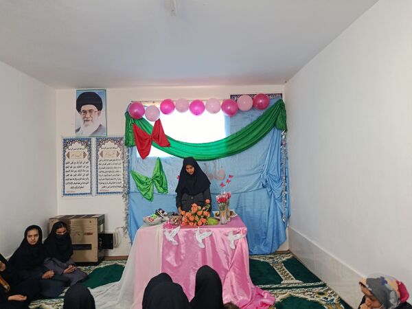 جشن روز مادر و ولادت حضرت زهرا (س) در مدرسه گلشاد خلیل آباد