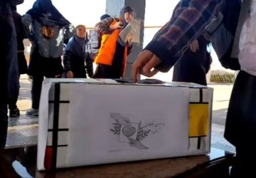 جشن عاطفه‌ها با مشارکت دختران فعال مدرسه معراج برگزار شد