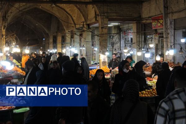 بازار داغ یلدا در زنجان