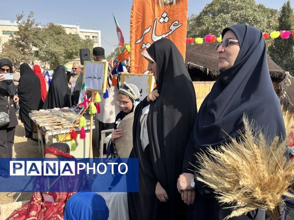 برگزاری جشنواره دانش‌آموزی عشایری خاتم در مشهد الرضا 