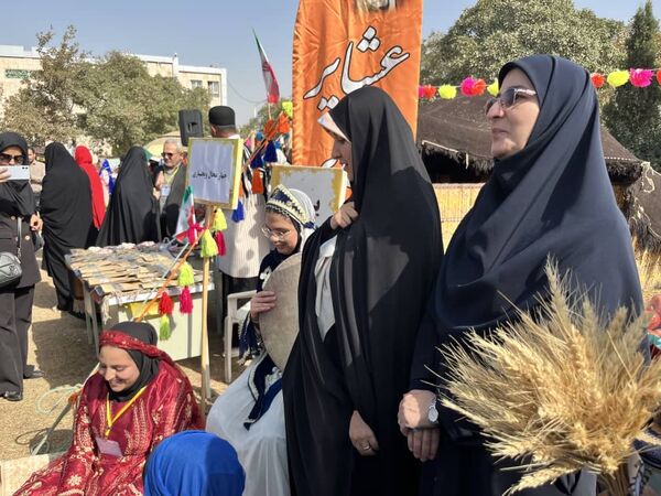 برگزاری جشنواره دانش‌آموزی عشایری خاتم در مشهد الرضا 