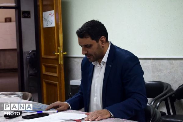 رقابت پرشور دانش‌آموزان اردکانی در مسابقات استانی معارف