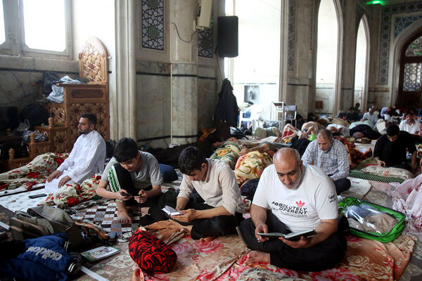 آیین معنوی اعتکاف نوجوانان در مسجد اعظم قم