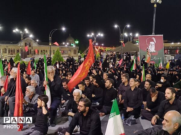 بازخوانی شکوهِ وفاداری به رهبر شهید در همدان