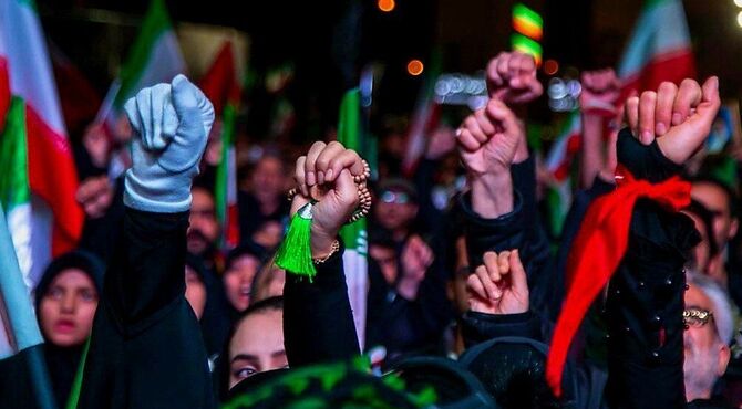 از مکتب کربلا تا میدان نبرد