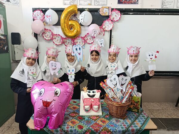 جشن دندان شماره شش و پویش دو دو تا یادت نره در دبستان عصمت باخرز