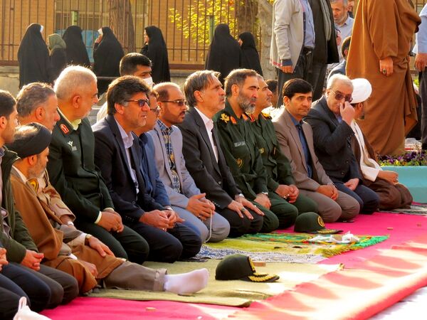 اقامه نماز عید فطر در شهرستان بجنورد 
