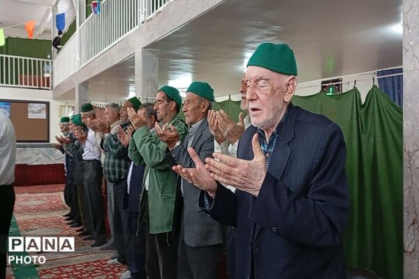 اقامه نماز عبادی سیاسی جمعه در هفته سوم  اردیبهشت ماه  شهر بار 