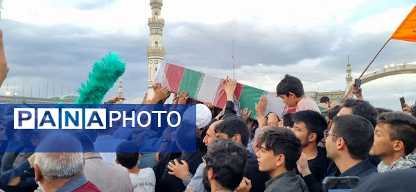 مراسم تشییع و خاکسپاری دو شهید گمنام دوران دفاع مقدس در قم