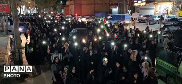 فلاردی‌ها یک صدا برای بیعت با رهبر جدید امت به خیابان‌ها آمدند