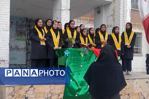 جشن میلاد حضرت فاطمه زهرا (س) در مدارس کهریزک 