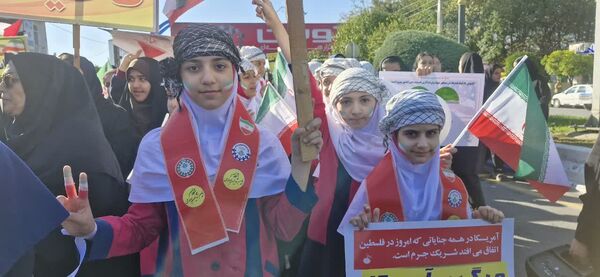 محمودآباد یکصدا علیه استکبار 
