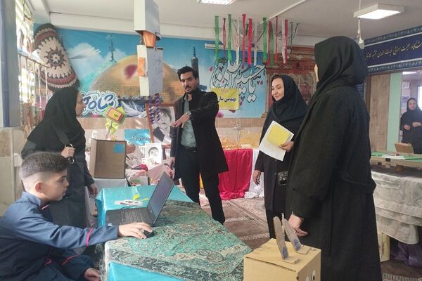 مدرسه جمشید کاشانی ملارد میزبان جشنواره ایده‌های ناب پژوهشی