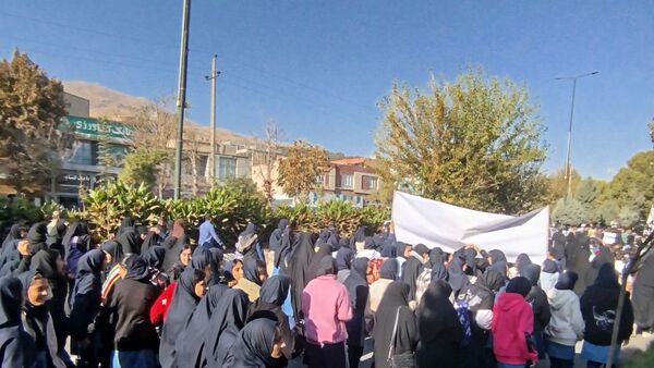 راهپیمایی ۱۳ آبان در دورود؛ تجلی حمایت از آرمان‌های انقلاب اسلامی