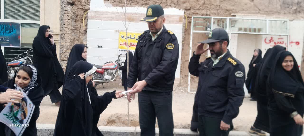 حضور هیئت دختران حاج قاسم دهنو در مراسم روز قدس خلیل آباد 
