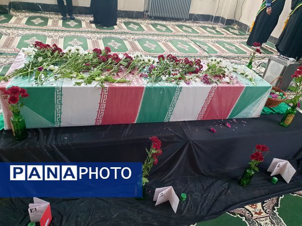 مراسم تشییع پیکر شهید گمنام در مدرسه علامه طباطبایی منطقه پردیس