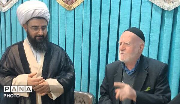 دیدار مسئولان و فعالان فرهنگی فامنین با امام‌جمعه 