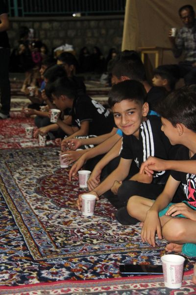 مراسم عزاداری شب هفتم محرم در مسجد امام هادی(ع) شهرکرد