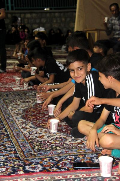 مراسم عزاداری شب هفتم محرم در مسجد امام هادی(ع) شهرکرد