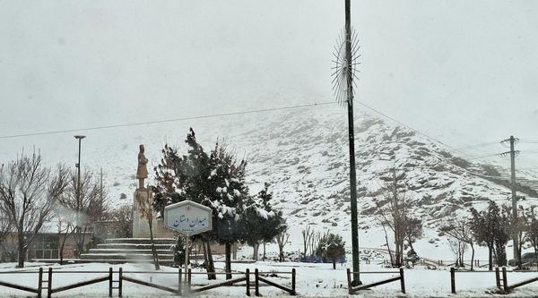 برف بی‌پایان، شهرستان بن را در آغوش سپیدی برد