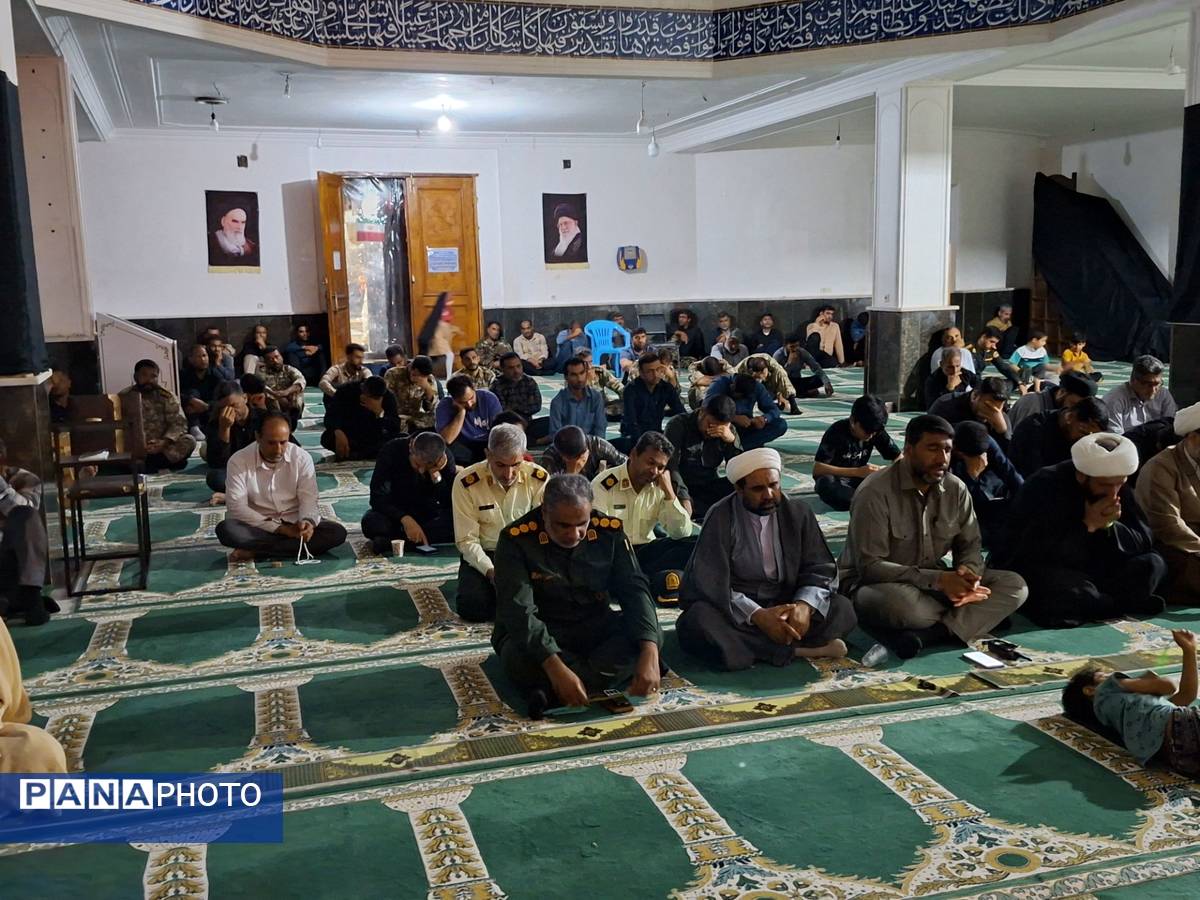 مراسم ارتحال حضرت امام خمینی (ره) در جزیره بوموسی 