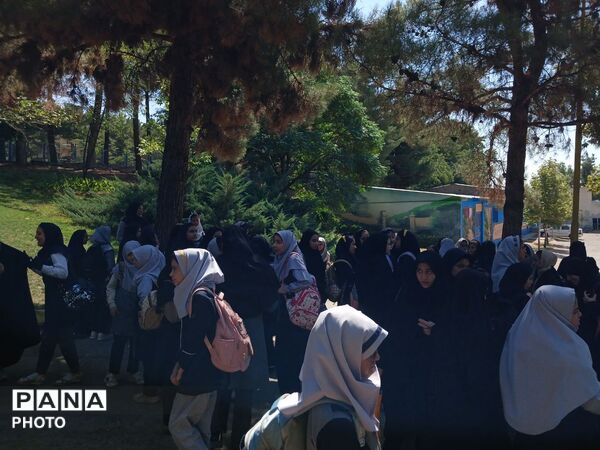 بدرقه پرانرژی هفتمی‌ها؛ از مدرسه تا اردوگاه باغرود