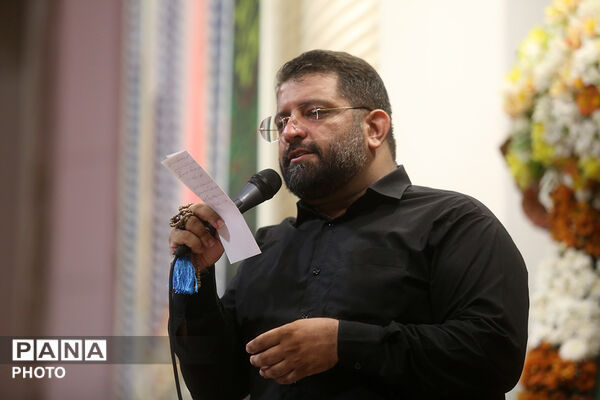 عزاداری شب شهادت امام حسن عسگری(ع) در حرم کریمه اهل بیت(س)