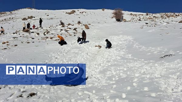 تفریحات زمستانه در دامنه‌های زاگرس