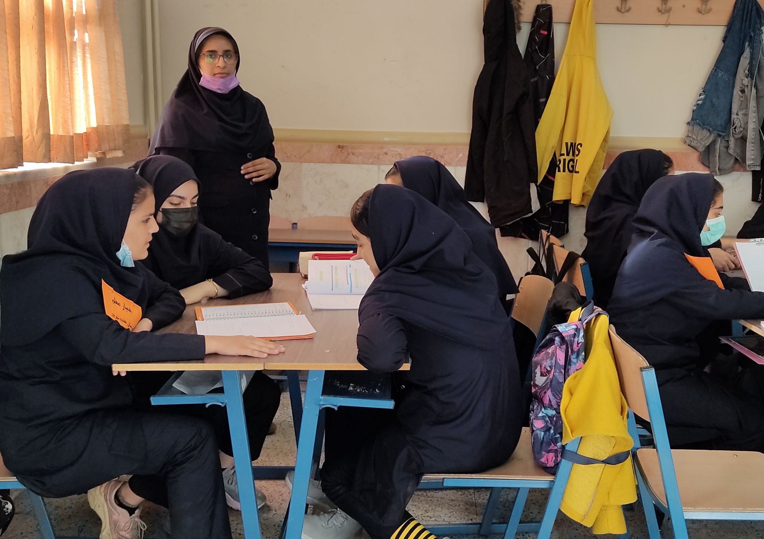 معلم، بهترین الگوی تربیتی برای دانش‌آموزان است