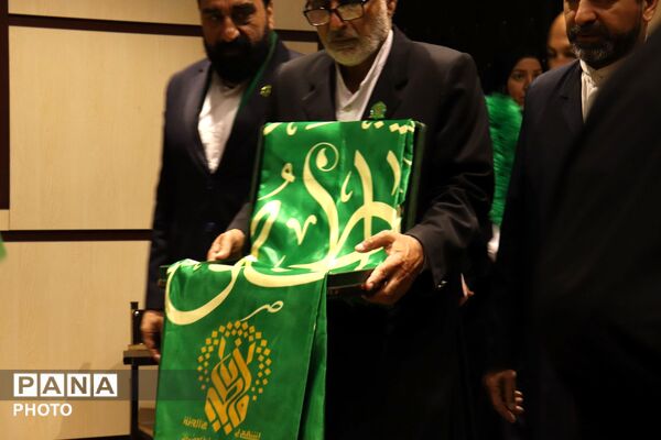 جشن روز دختر در سایه پرچم حرم حضرت معصومه (س) و خادمان امام رضا (ع)