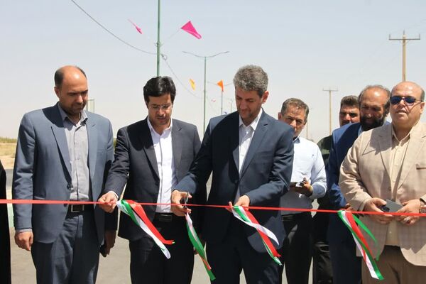 آیین بهره‌برداری از کندرو اصفهان به حبیب آباد 